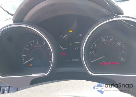 2012 Toyota Highlander Se V6 z USA, uszkodzony, nr VIN 5TDZK3EH4CS086979